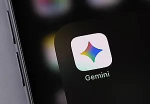 Как вернуть Google Assistant вместо «Гемини» на Android