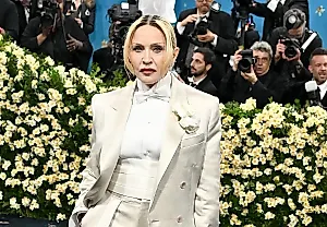 Madonna дарит фанатам ранний доступ к альбому “Confessions II”