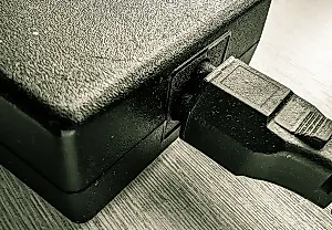 Почему громоздкие зарядки для ноутбуков уходят в прошлое