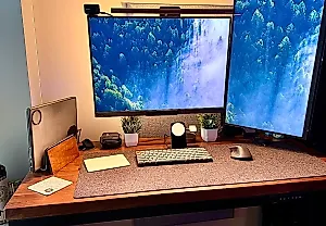 Uplift Parsons review: A dream standing desk that fits almost any workspace with elegance and ease