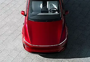 Tesla вновь удивляет — продажи электромобилей растут, несмотря на скандал с Маском. Но лидер мира — не она.
