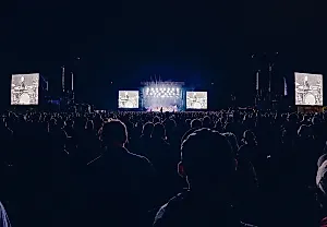 The Cure заставили Польшу впасть в депрессию, но с огоньком: итоги Opener Festival 2026