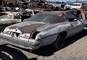 Глубокий взгляд на Pontiac LeMans 1975 года