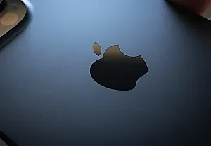 Складной iPhone выйдет с нехваткой