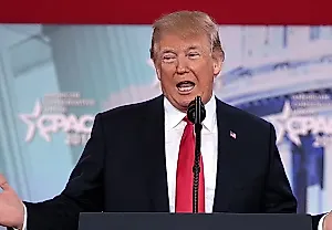 Трамп "раскачал" масочный баланс: Маски на лицо — убеждения не прилагаются