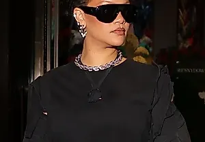 Rihanna и Jay-Z зажгли: возвращение капри