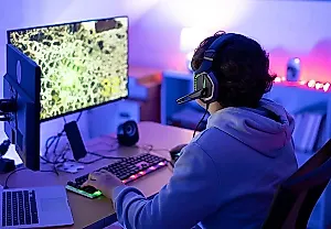 Геймеры, скажите своё слово — дисководы уходят, Xbox сокращает, что не так с индустрией?