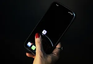 В Max появились истории