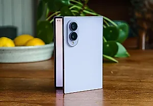 Samsung представила Galaxy Z Fold 8 – смартфон будущего?
