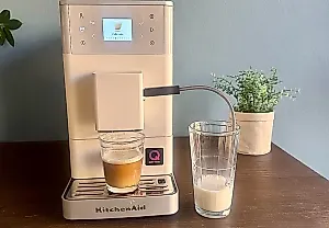 KitchenAid KF3: автоматический эспрессо для малогабаритных кухонь