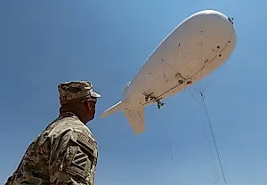Армия США выделяет $447 млн на гигантские шпионские аэростаты