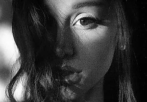 Ariana Grande выпускает альбом «Petal»: новая глава откровенности и ярости