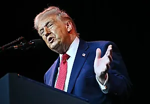 Трамп обвинил губернатора Миннесоты в кибератаках на водоснабжение, игнорируя версию об Иране