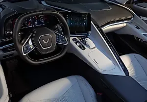 2026 Chevrolet Corvette: Интерьер, Который Можно Любить или Ненавидеть