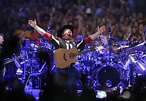 Турне Garth Brooks: ностальгия по 90-м