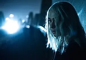 Phoebe Bridgers впервые возглавила чарт Billboard с хитом ‘Lost Boys’