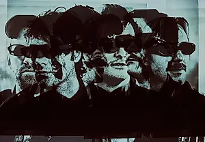 Макс Вайнберг заменил сына на сцене King Gizzard