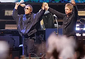 Oasis снова на сцене? Ноэль оставил фанатам туманное «определённо, возможно» о туре 2027 года