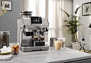 Кофе за 5 минут: новинка De'Longhi с молоком и чудесами