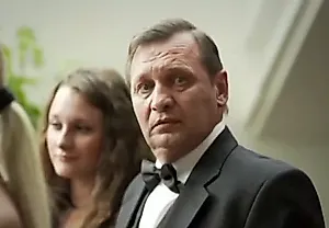 Актёр ушёл со сцены