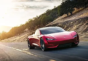 Tesla снова обещает Roadster
