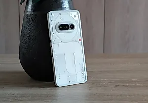 Nothing Phone 3: утечки и жаркие ожидания