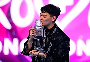 Австрийский контратенор JJ побеждает на Евровидении 2025 с песней «Wasted Love»