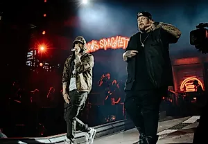 Eminem на сцене с Jelly Roll: феерия в Детройте
