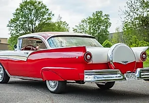 Ford Fairlane 500: мечты о прошлом и безумие аукциона