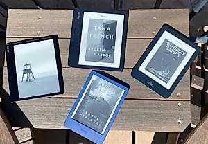Трамп заканчивает с библиотеками: Дайте-ка мне хавать ваши книги!