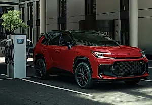 Toyota разблокирует силу гибридов: новая эра Rav4