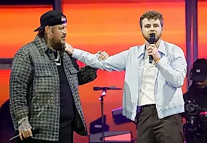 Два чуда свели задом наперёд: Уоррен и Джеллик Ролл ломают семьи