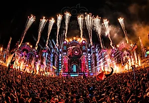Секреты EDC Las Vegas 2025: от диджеев до неожиданных сотрудничеств