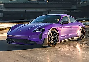 Porsche готовит мрачную замену: Ждем депрессию и электромобили