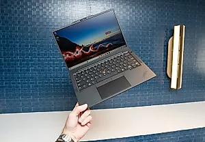 Lenovo: Тонкий, легкий и причудливый!