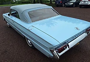 Космический Buick: 1961 Buick LeSabre Convertible
