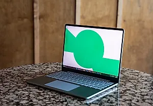 Обзор Surface Laptop 13-дюймов: подходящий выбор за меньшие деньги