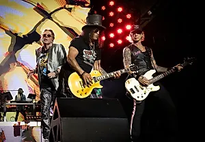 Guns N’ Roses: Воспоминания о Дэвиде Джохансене с Кавером на ‘Human Being’