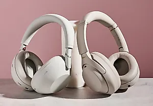 Sony WH-1000XM6: стоит ли переходить с WH-1000XM4?