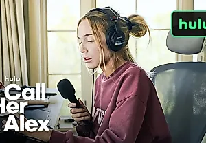 Готовьтесь к «Назови ее Алекс» на Hulu!