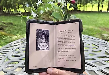 Книги, книги и снова книги: топ приложений для чтения