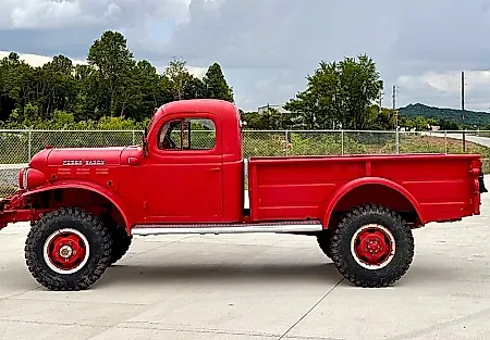 Легенда грязи и времени: Dodge Power Wagon 1957 года