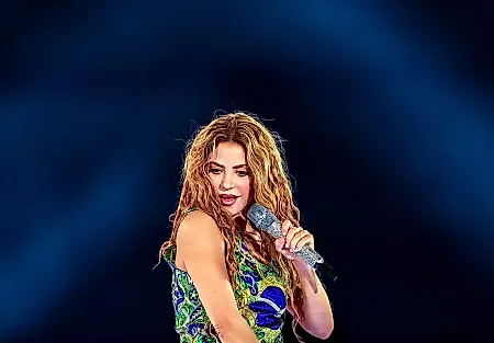 Главные новости музыкального права: суд по Shakira, монополия Live Nation, битва за Charlie Brown