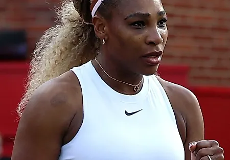 Серена Уильямс вернулась на корт после 4 лет в новом аутфите от Nike