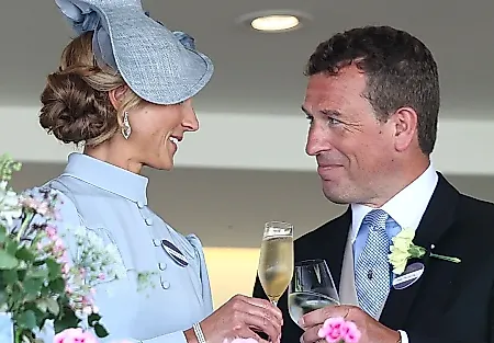 Гарриет Сперлинг выбирает ледяной голубой: дебют на Royal Ascot в стиле Кейт Миддлтон