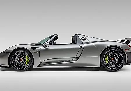Один из 918: Porsche 918 Spyder без резерва в Колумбусе