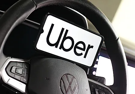 Uber ужесточает проверки водителей после скандалов с насилием