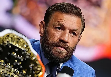 Как смотреть UFC 329: Макгрегор против Холлоуэя 2 в прямом эфире, без оплаты PPV, старт и полный кард