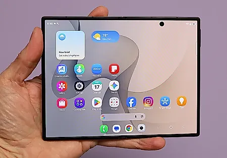 Свернись и раскройся: Новый Galaxy Z Fold 8 пытается вернуть нам весёлую эрту мобильников