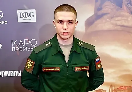 Глеб Калюжный удостоен медали Твардовского после службы в армии